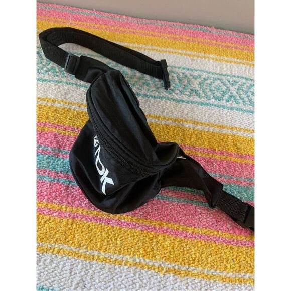 TDK Belt Bag Fanny Pack- Vintage Black/White Camera Waist Bag EUC - Picture 1 of 6